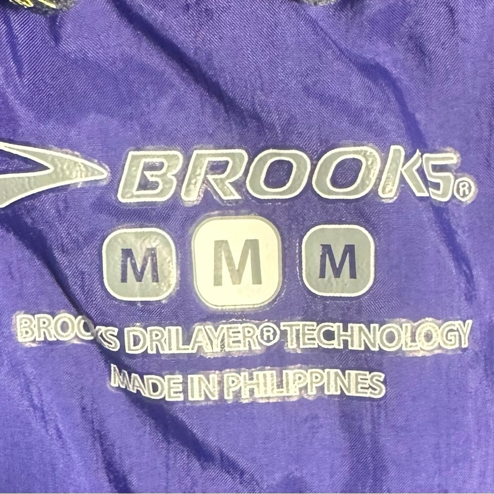 Brooks Women’s Performance Vest Size M - Picture 3 of 3